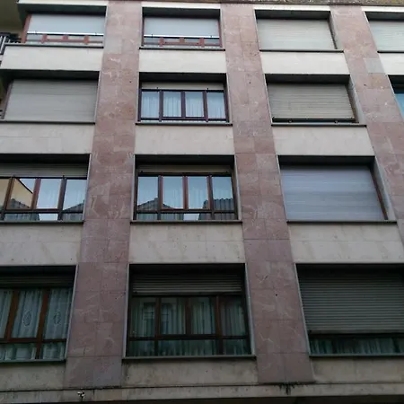 Gasteiz * Vitoria-Gasteiz